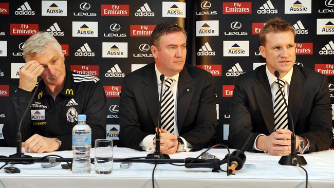 Eddie McGuire announces the ill-fated coaching handover from Mick Malthouse to Nathan Buckley.