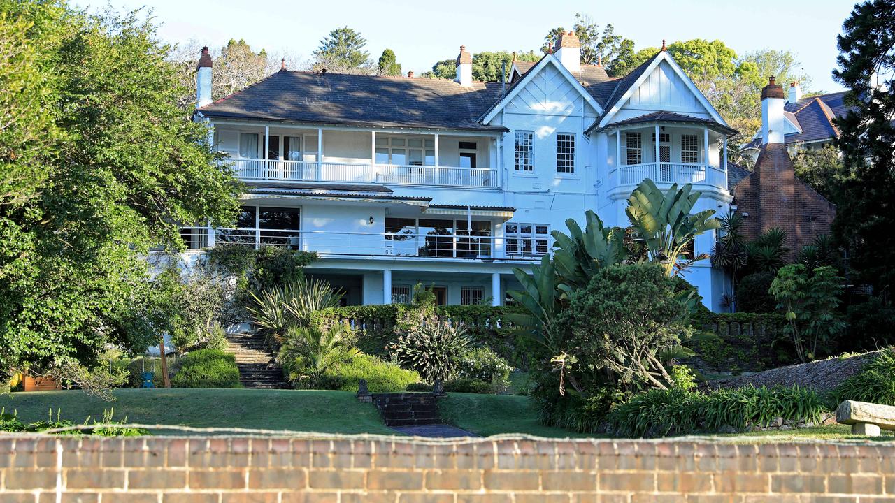 The Point Piper mansion "Elaine" on New South Head Road, Point Piper, Sydney. 27th September, 2018. Picture by Damian Shaw