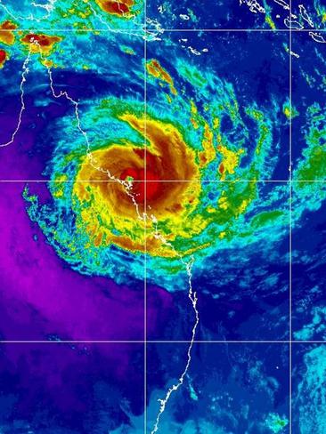 Cyclone Debbie In Photos | Daily Telegraph