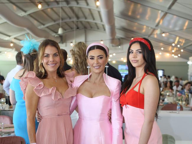 Melbourne Cup at Gold Coast Turf Club.Caroline Dowker, Louise Pieri and Isabella Pieri.5 November 2024 Bundall Picture by Richard Gosling