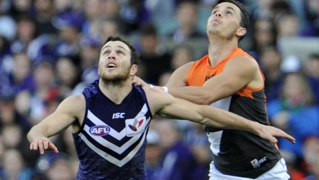 Hayden Ballantyne and Zac Williams battle for the ball. Picture: Justin Benson-Cooper