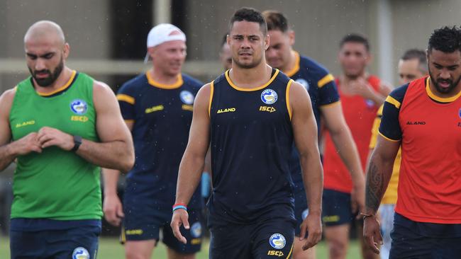 Jarryd Hayne and Parramatta Eels at loggerheads over unauthorised  merchandise, Redland City Bulletin