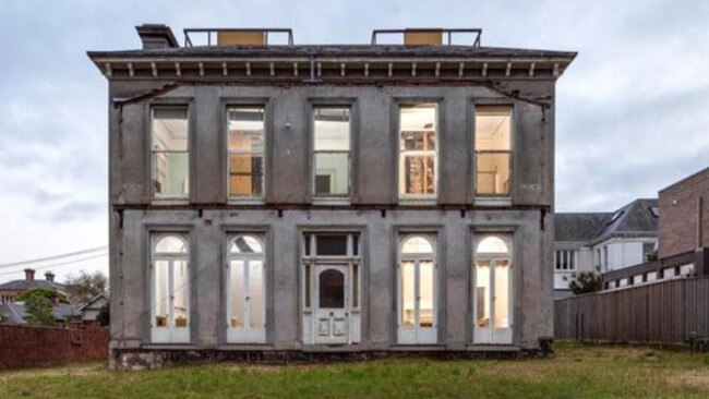 The couple are now doing up this derelict Hawthorn mansion.