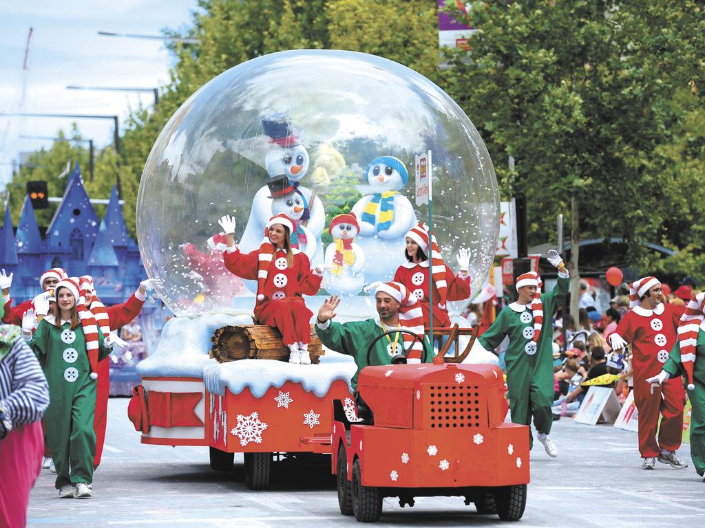 Adelaide Christmas Pageant Float Guide National Pharmacies The Mercury