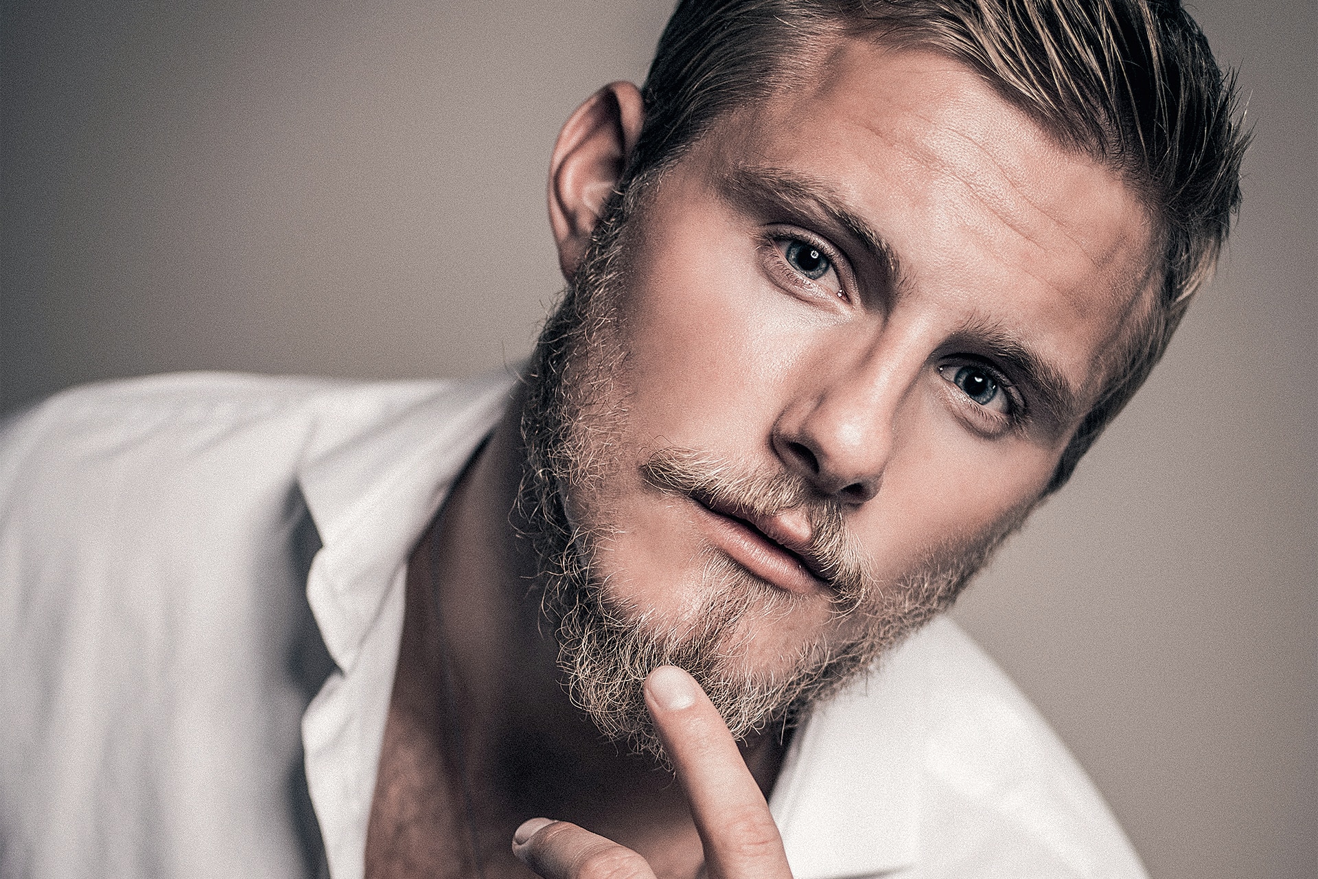Alexander Ludwig On Embracing Failure And Learning To Speak Norse - GQ  Australia