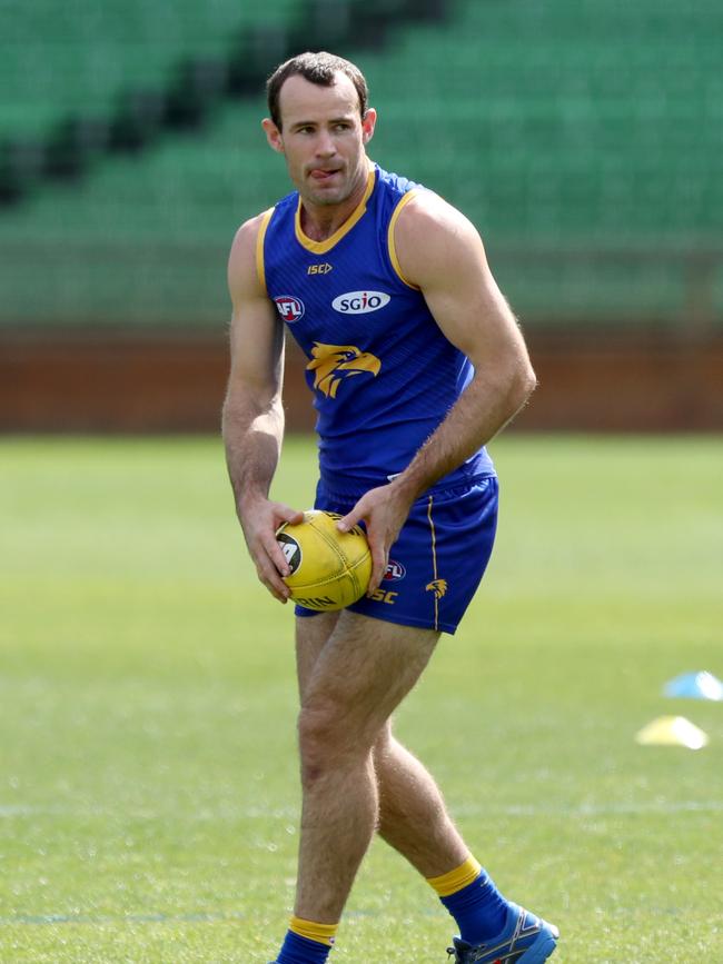 Eagle Shannon Hurn was the only player to take more kick-ins than Salem in Round 1.