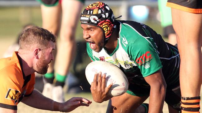 Brent Barnes scores for Helensvale. Picture by Richard Gosling