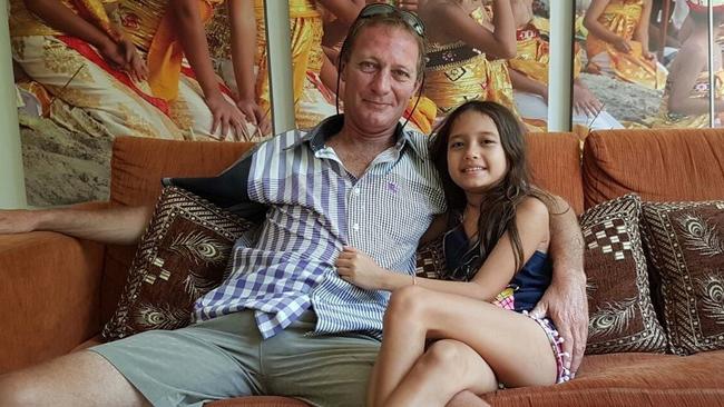 Father Daughter Stranded In Bali Four Years After Passport Expiration 