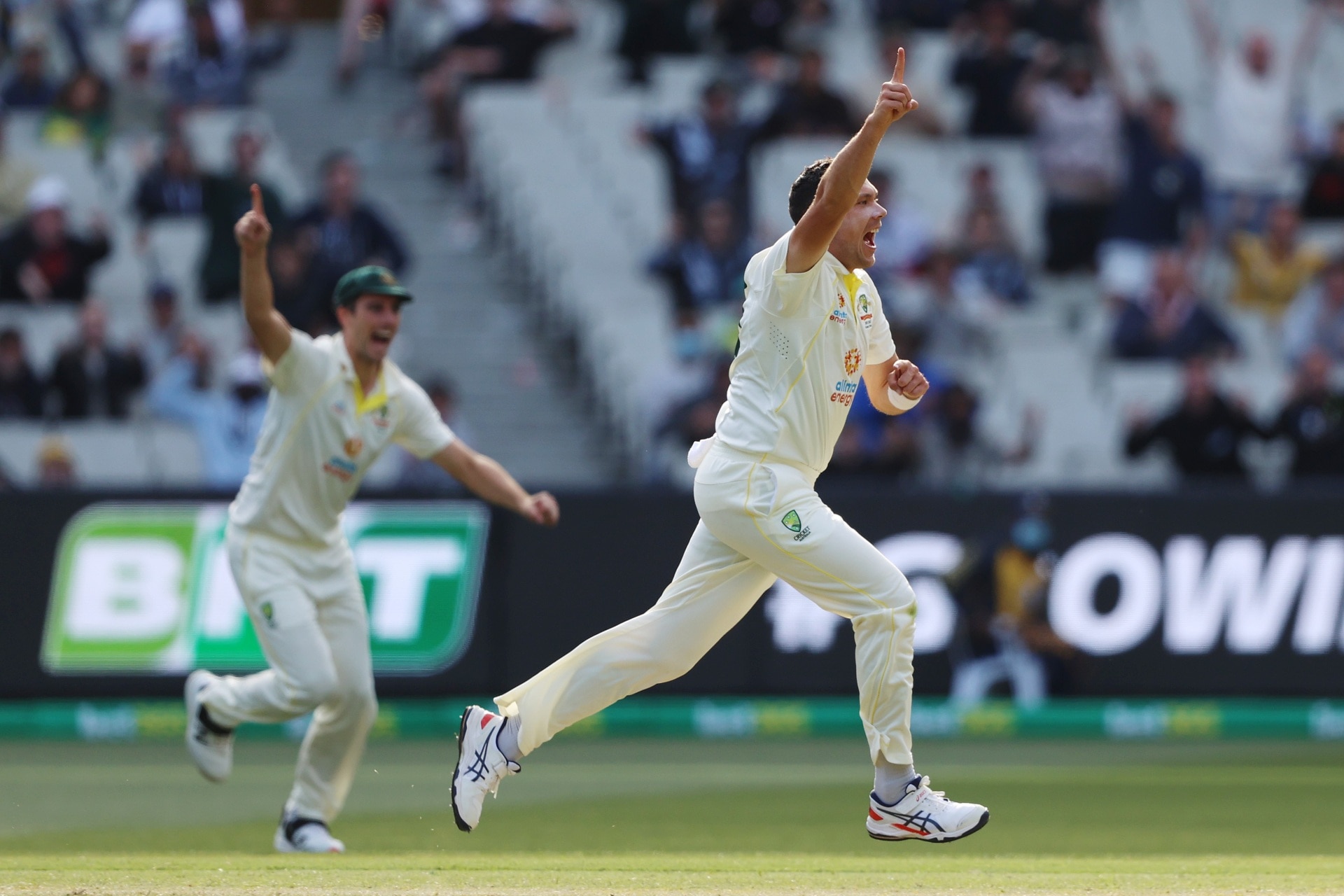 <h2>Scott Boland wreaks havoc (2021)</h2><p>&nbsp;</p><p>Brought in as the specialist of the MCG, the unassuming Scott Boland had one of the most triumphant debuts in recent Test cricket memory. Just the second Indigenous Australian to play men’s Test cricket after Jason Gillespie, it had all the hallmarks of a memorable moment. And boy did it deliver. Taking just one wicket in the first innings, during the second innings, Boland took an astonishing 6/7 from just four over, the fifth best debut in Ashes history, and the best since 1982.</p><p><iframe title="YouTube video player" src="https://www.youtube.com/embed/Qz6YxAYj15Q" width="560" height="315" frameborder="0" allowfullscreen="allowfullscreen"></iframe></p>