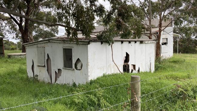 A building at the back of the former Fantazia gift shop. Picture: Brooke Grebert-Craig