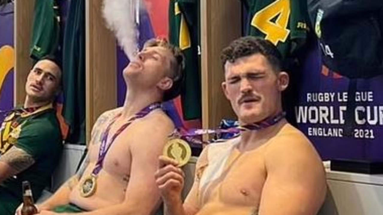 Rugby League World Cup Final 2022 Cameron Munster smokes e