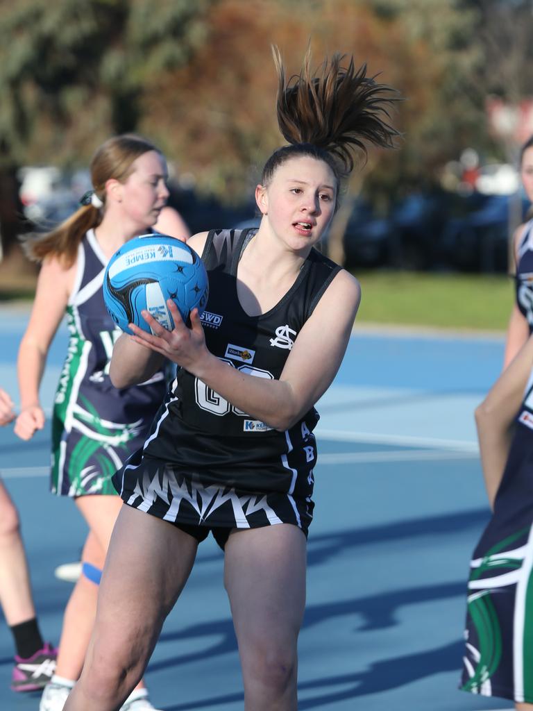 AFL Barwon: St Mary’s v St Albans under-15 netball | Geelong Advertiser