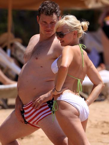 2009. Flaunting a larger frame in Hawaii with wife Anna Faris. Picture: Splash News Australia