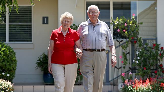 Retirees Merv 93 and Robyn Blanch 82 are Commonwealth Bank victims who were eager to learn the findings today. Picture: Toby Zerna. 