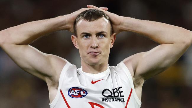 Sydney's Chad Warner during the AFL Gather Round match between the Sydney Swans and Collingwood Magpies at the Adelaide Oval on April 11, 2025. Photo by Phil Hillyard (Image Supplied for Editorial Use only - NO ON SALES - copyright Phil Hillyard )