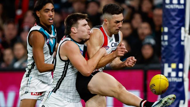 Dylan Williams recorded a disposal efficiency of 94 per cent in the win. Picture: Dylan Burns/AFL Photos