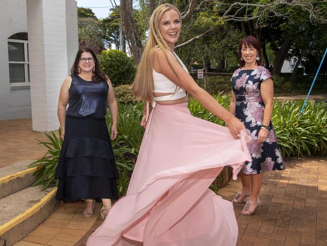 ( From left ) Trinity MacDonald, Erika Missingham and Sarah Wielandt at the Hogans Family Jewellers Ladies Diamond Luncheon 2020, Gips restaurant. Friday. 16th Oct 2020