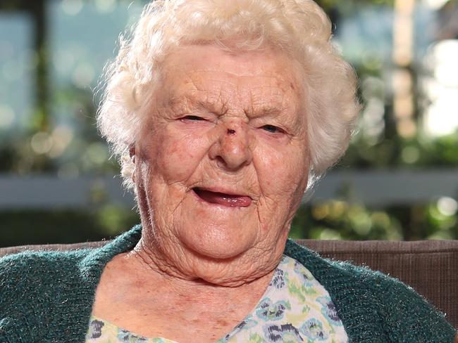 Mabel Crosby  who is 110 years old with her 10 month old great great grandson Cameron Moriarty. Pic Peter Wallis