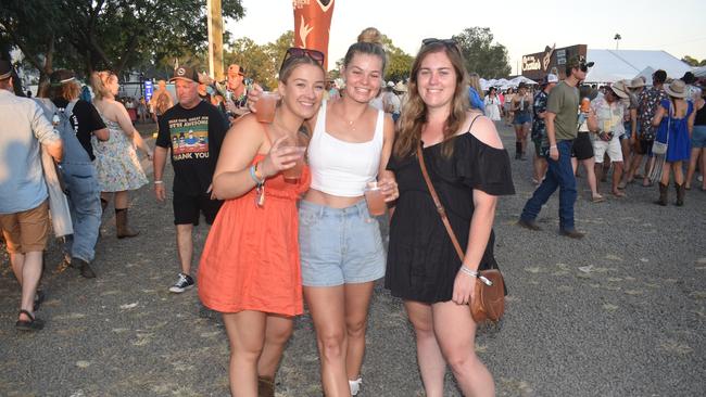Brittany Dornan, Larissa Ward, Tahlia Bell-Baker CMC Rocks 2023 Willowbank Raceway
