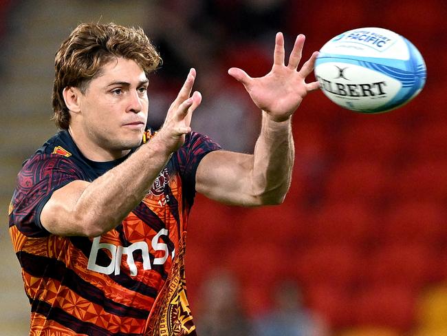 BRISBANE, AUSTRALIA - MAY 10: James O'Connor of the Reds in action during the warm up before the round 12 Super Rugby Pacific match between Queensland Reds and Melbourne Rebels at Suncorp Stadium, on May 10, 2024, in Brisbane, Australia. (Photo by Bradley Kanaris/Getty Images)