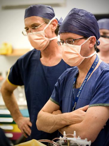 <p>Anaesthetists Andrew Davidson and Ian McKenzie. Picture: RCH</p>