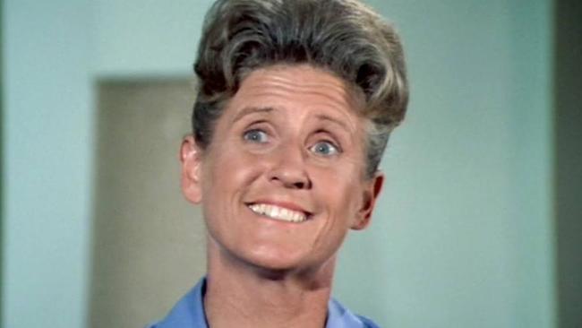 Farewell Ann B Davis: Read Our Top 10 Best Alice From The Brady Bunch ...