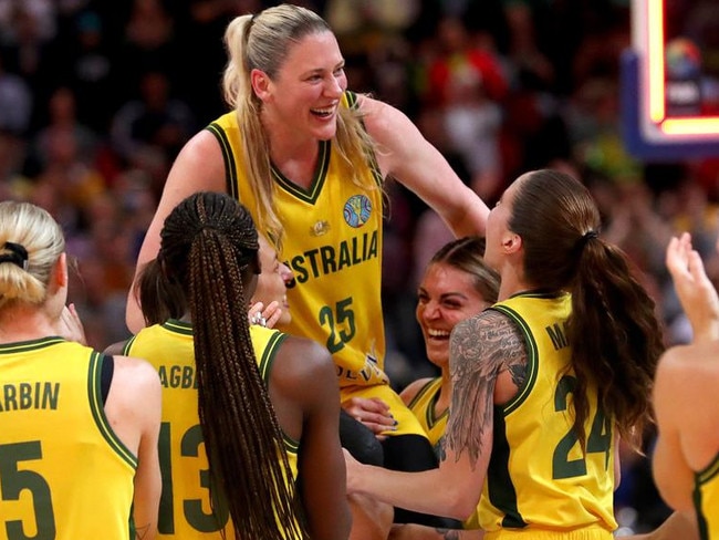 Lauren Jackson thought the 2022 FIBA Women's Basketball World Cup would be her last Opals appearance. Photo: Kelly Defina/Getty Images.