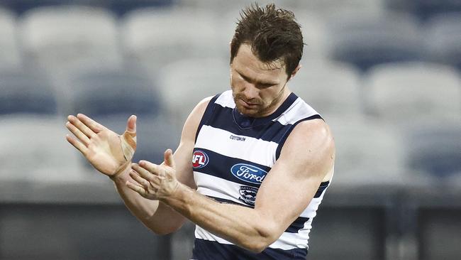 Dangerfield is urging his AFL contemporaries to roll up their sleeves. Picture: Daniel Pockett / Getty Images