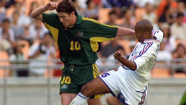 Brett Emerton tries to evade the challenge of Olivier Dacourt in 2001.