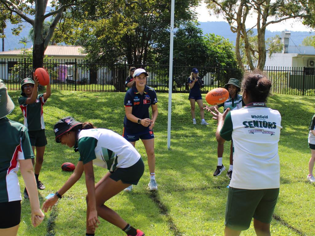 Mega Gallery: Adelaide Crows AFLW stars mix it with Whitfield State School  | Herald Sun