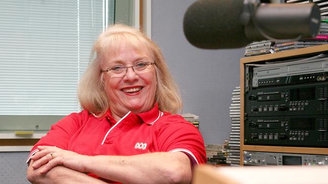 Former ABC presenter Pat Morrish has called on the public broadcaster to reinstate its Cairns-based mornings program.