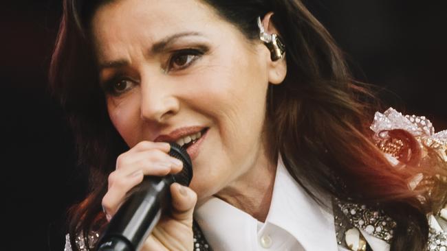 MELBOURNE, AUSTRALIA - DECEMBER 10: Tina Arena performs at Melbourne Cricket Ground on December 10, 2022 in Melbourne, Australia. (Photo by Naomi Rahim/WireImage)