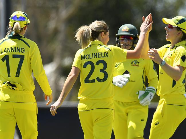 Aussies seek second win in Mackay ODI series with India