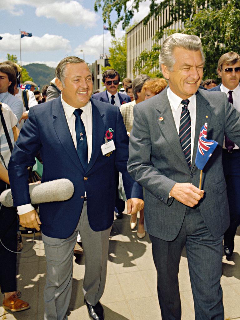 Alan Bond with Prime Minister Bob Hawke at a reception to congratulate the crew of Australia II in Canberra.