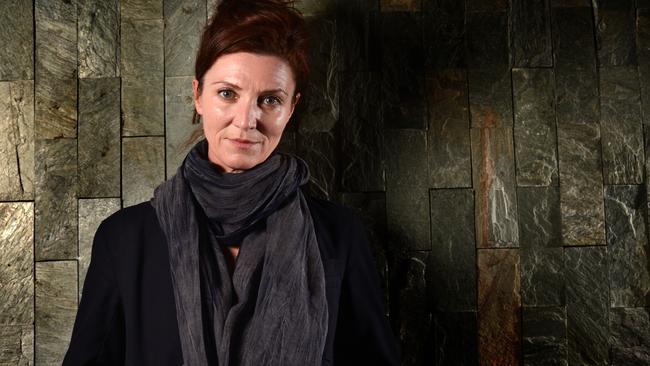 It would be great to see Michelle Fairley return as the zombified Lady Stoneheart.