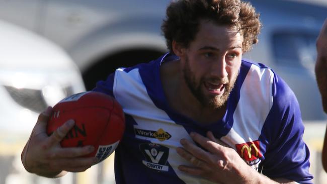 Alik Magin’s late goal earned Sunbury victory in a thriller against East Point. Picture: Mark Wilson