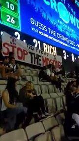 AU VIC:    Anti Muslim Banner Unfurled at Collingwood Richmond Game in Melbourne   April 01