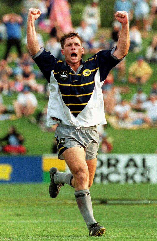 Josh Hannay after kicking goal during Parramatta vs Nth Qld Cowboys NRL game, Mar 29 1998 - Rugby League A/CT sport action