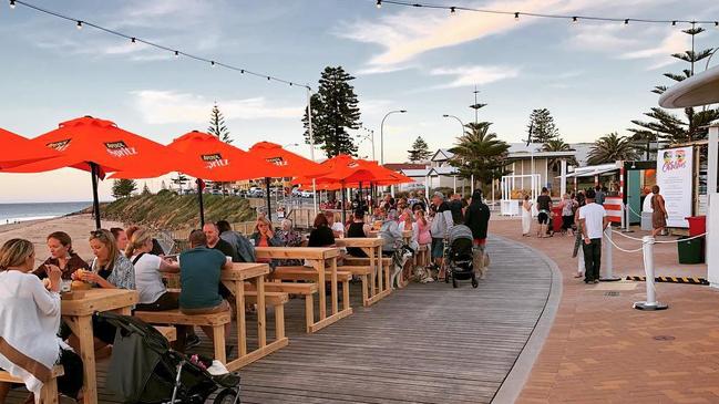 Patrons enjoying the Summer at Christies pop-up venue in 2017.