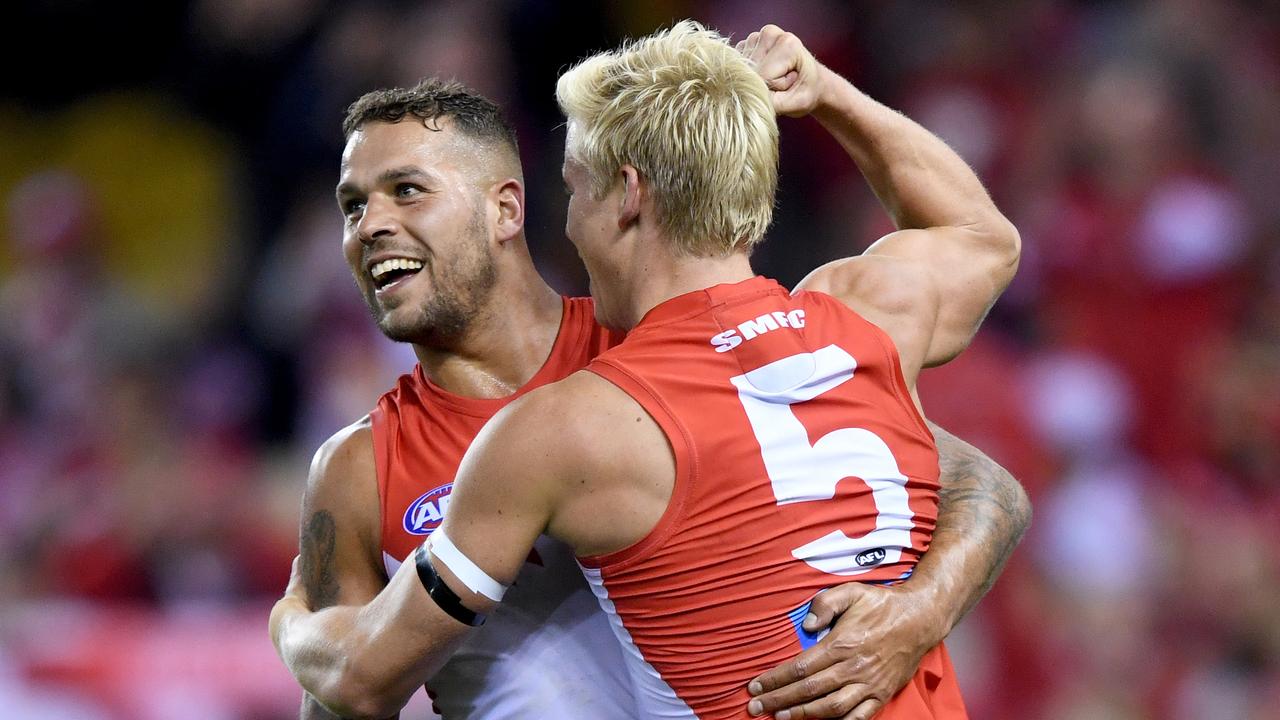 Buddy Franklin Gol ke-1000, kerumunan SCG di lapangan, selebrasi, artikel Isaac Heeney, menyelamatkan gadis kecil