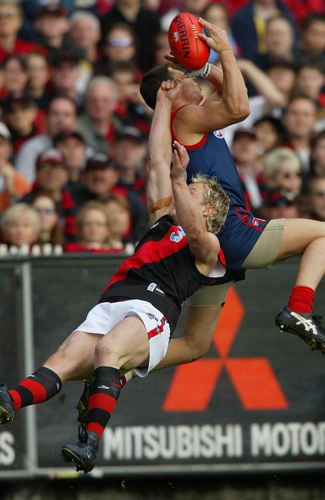 Brad Green flies high to mark over Bomber Mark Johnson.