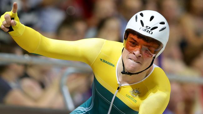 Australian wins gold against England in the team pursuit.