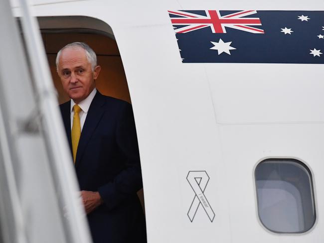 Australia's Prime Minister Malcolm Turnbull arrives at Indira Gandhi International Airport in New Delhi, India, Sunday, April 9, 2017. (AAP Image/Mick Tsikas) NO ARCHIVING