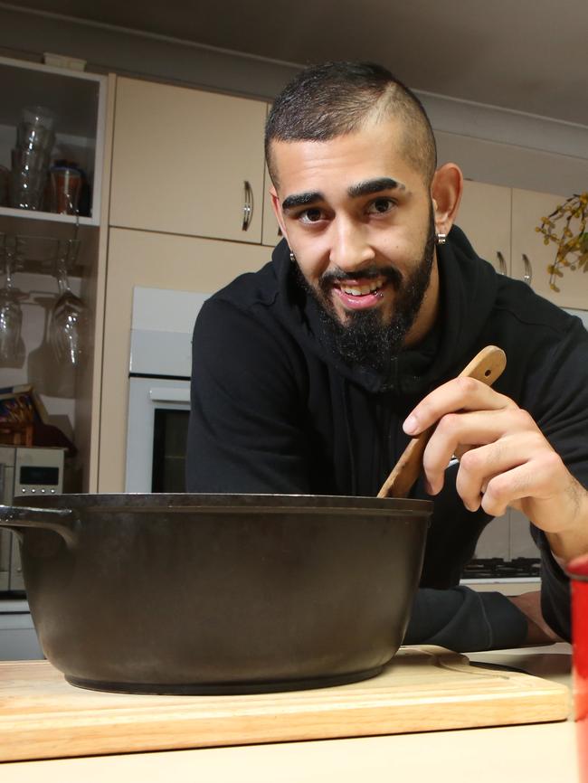 Mr Hussein spent over $90 buying groceries to feed the homeless.