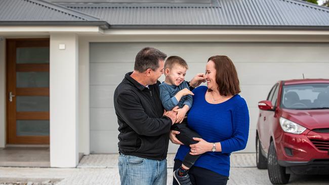 Refinancing can save you thousands off the life of your loan if done right. Picture: Flavio Brancaleone