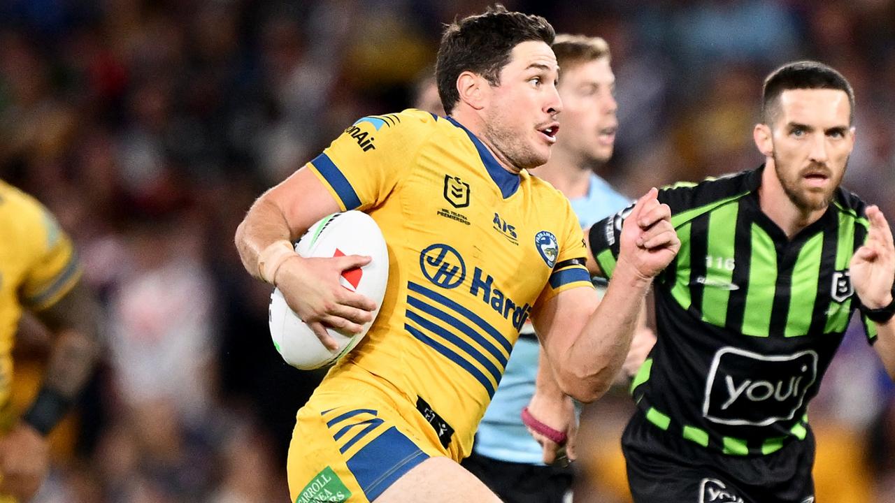 NRL live: Electric Eels fight back after Sharks star sin binned