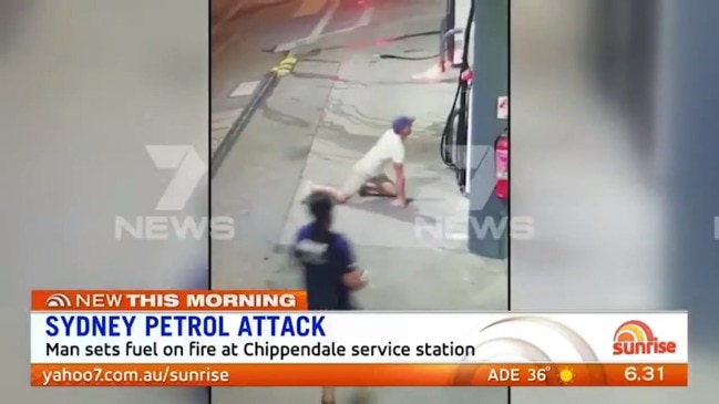 Man sets fire to petrol station (7 News)