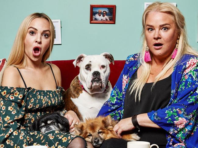 Angie and Yvie from Gogglebox for Hit. TV only. Not to run before August 29. Photo credit: Tarsha Hosking / Foxtel.