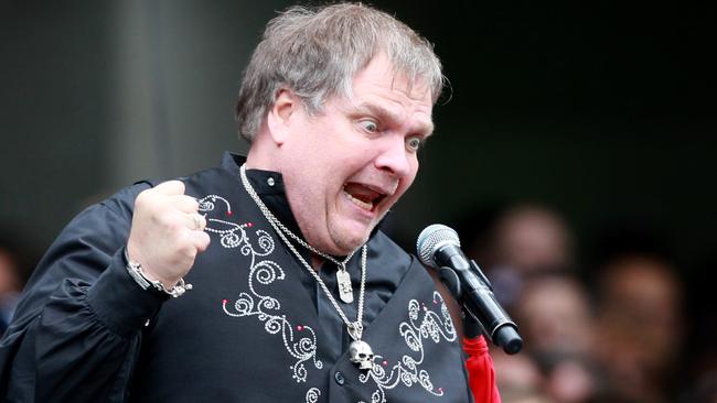 Singer Meatloaf had some weird and wonderful pre-performance requests before his set at the 2011 Grand Final.