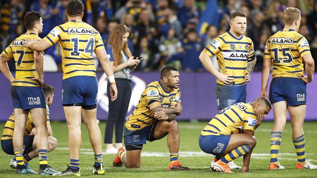 Eels players look dejected after losing to the Storm in semi final in season 2019. Photo by Daniel Pockett/Getty Images